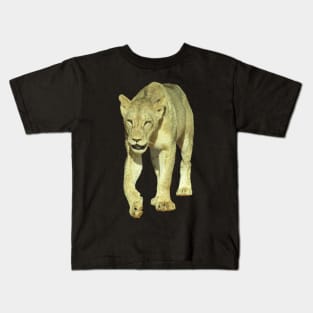 Lioness on the catwalk in Kenya / Africa Kids T-Shirt